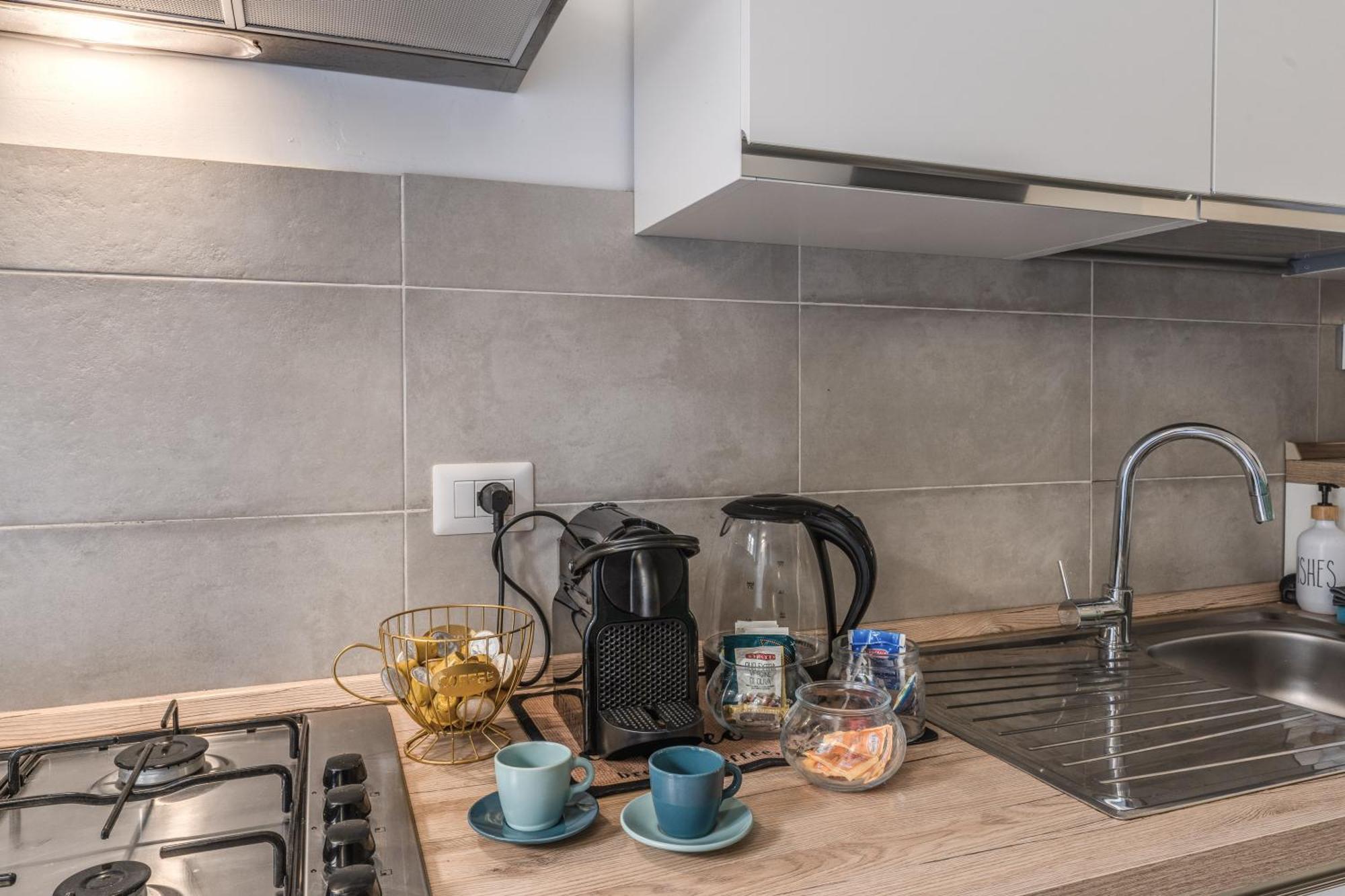 Nala Luxury Apartment With Terrace Рим Екстер'єр фото
