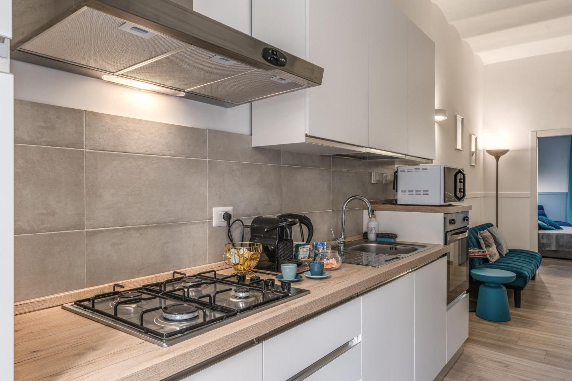 Nala Luxury Apartment With Terrace Рим Екстер'єр фото