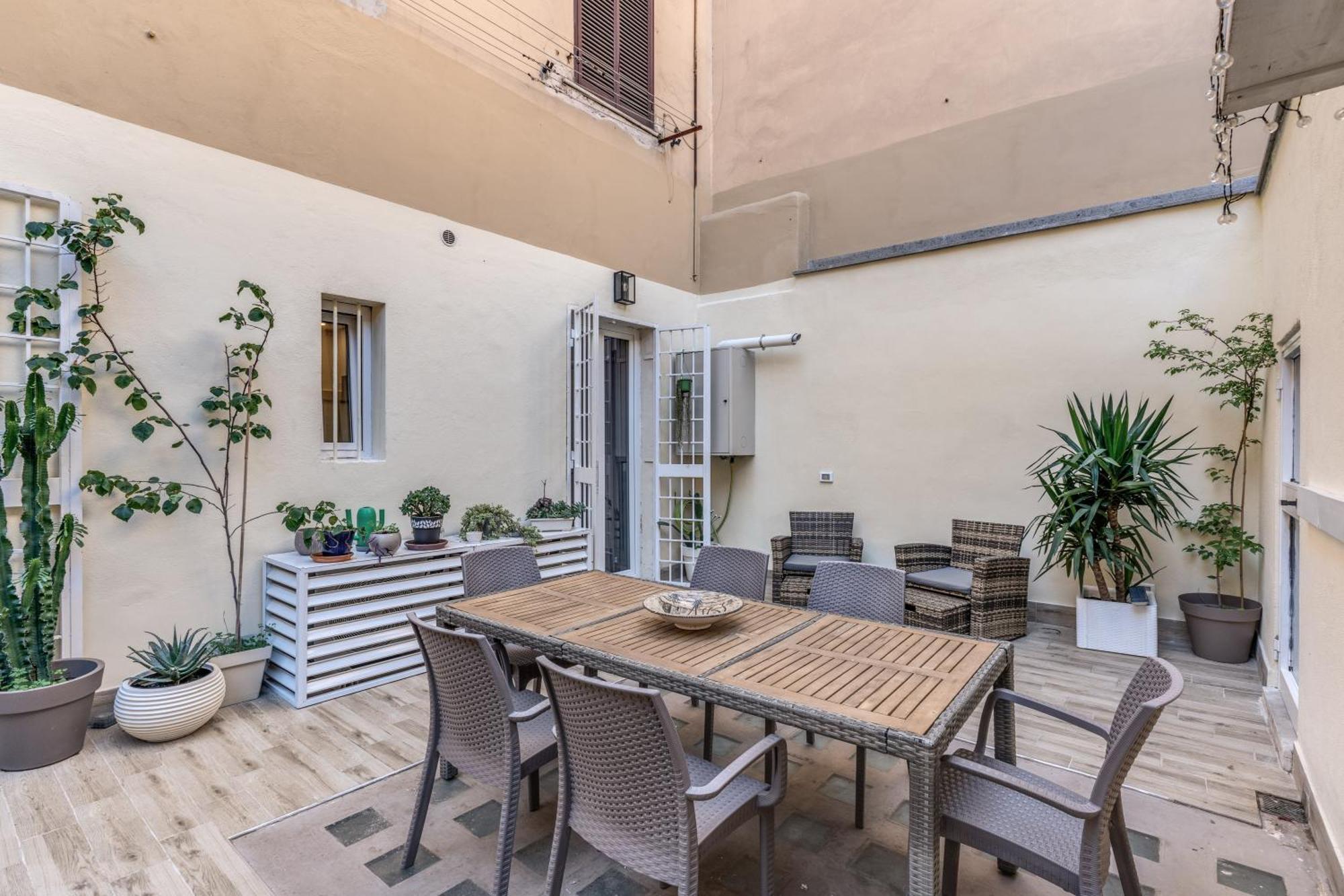 Nala Luxury Apartment With Terrace Рим Екстер'єр фото